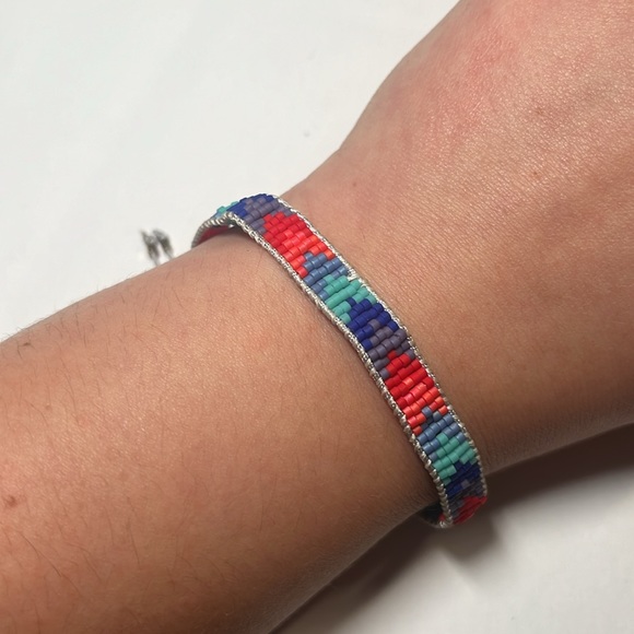 Me to We Beaded Connection Bracelet HR10 - Picture 5 of 5